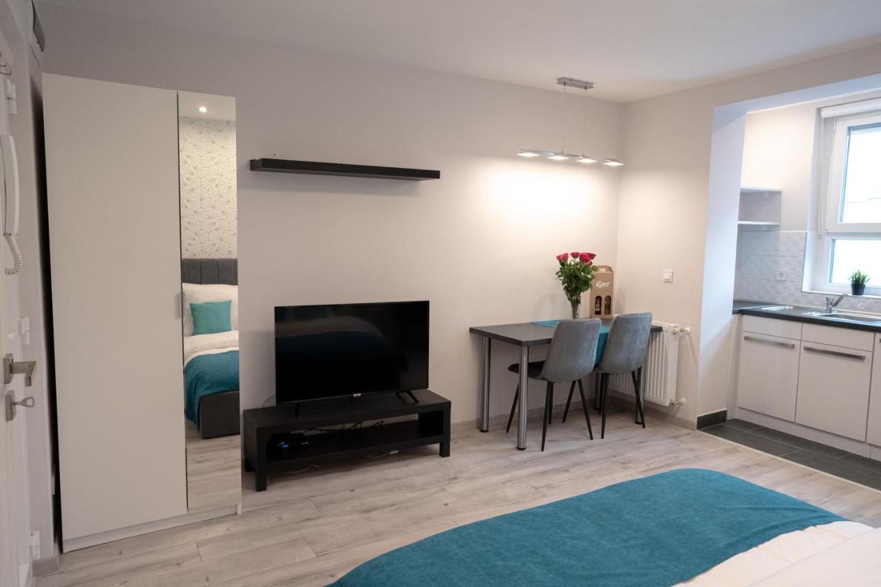 Var Apartman Eğri Dış mekan fotoğraf