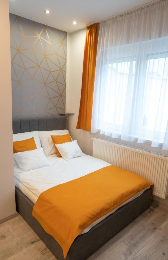 Var Apartman Eğri Dış mekan fotoğraf